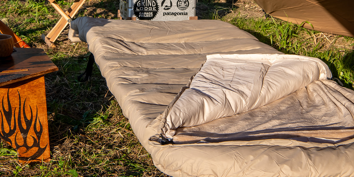 寝袋の形状比較:マミー型、長方形型、セミ長方形型